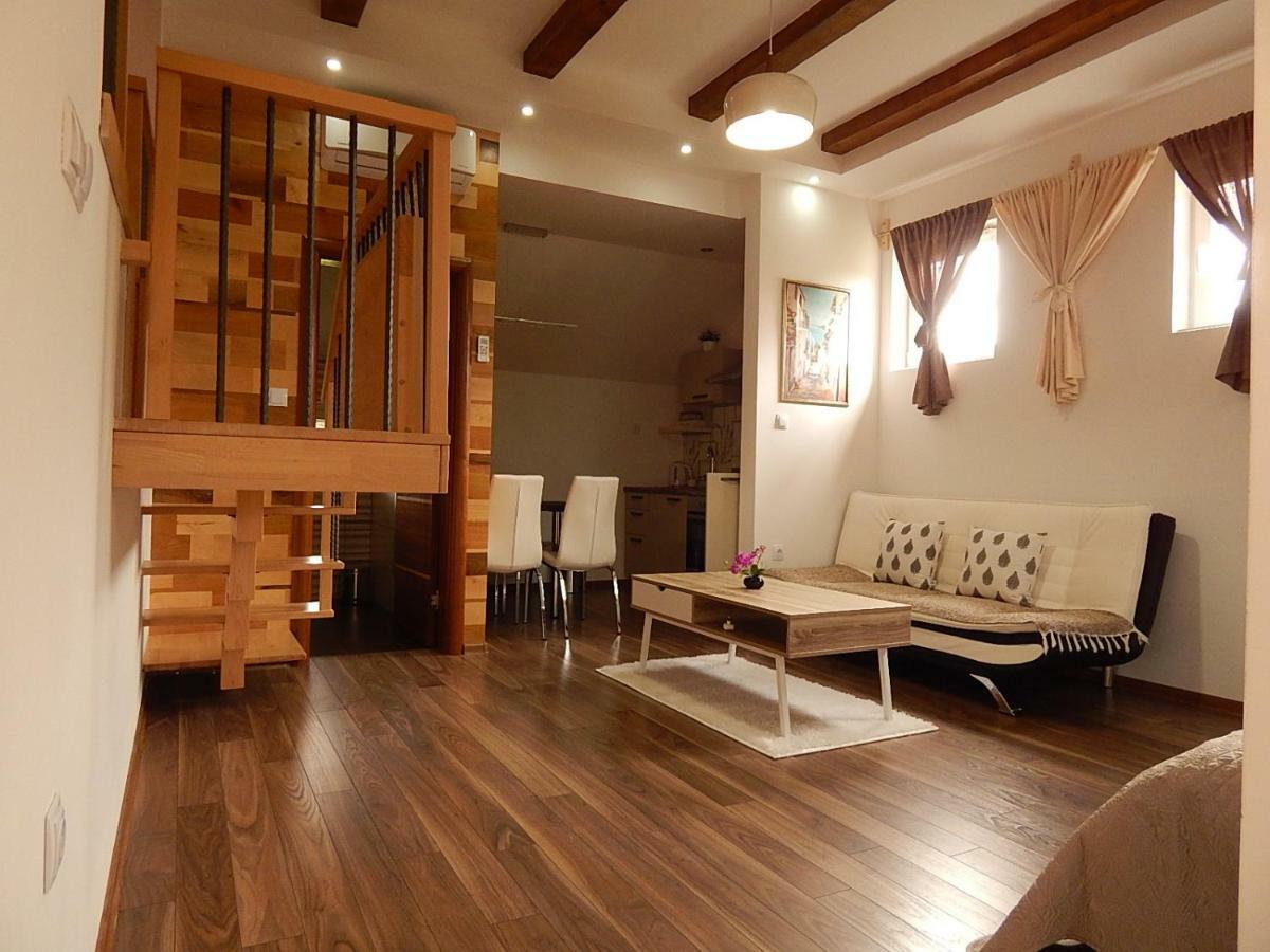 Studio Apartman Lakasa Rakovica Εξωτερικό φωτογραφία