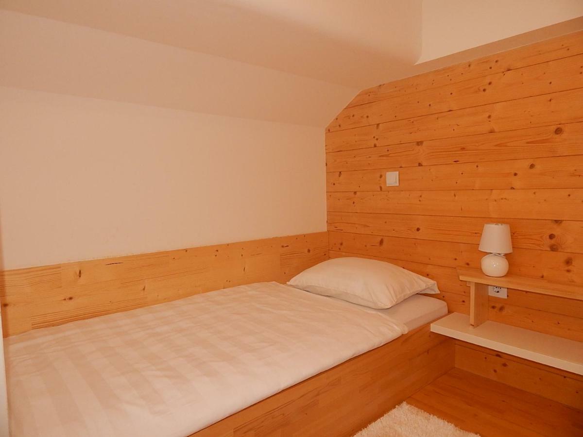 Studio Apartman Lakasa Rakovica Εξωτερικό φωτογραφία